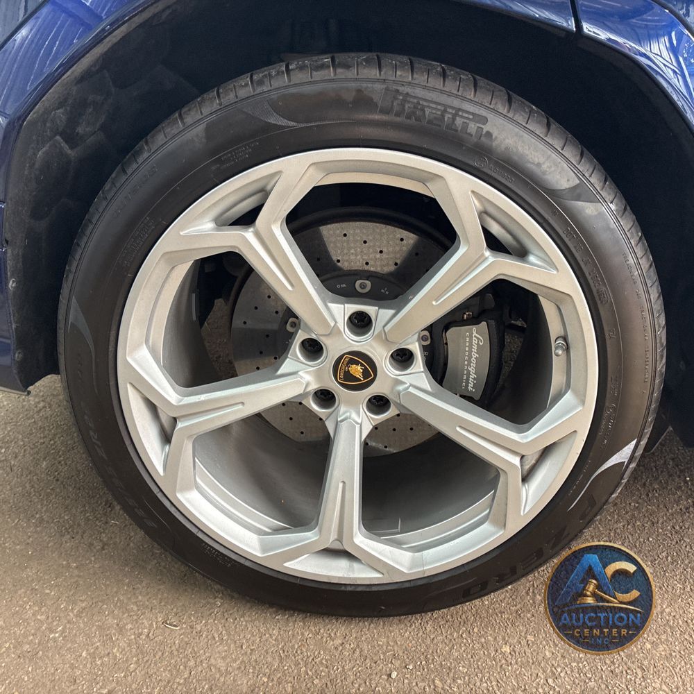 2020 Lamborghini Urus