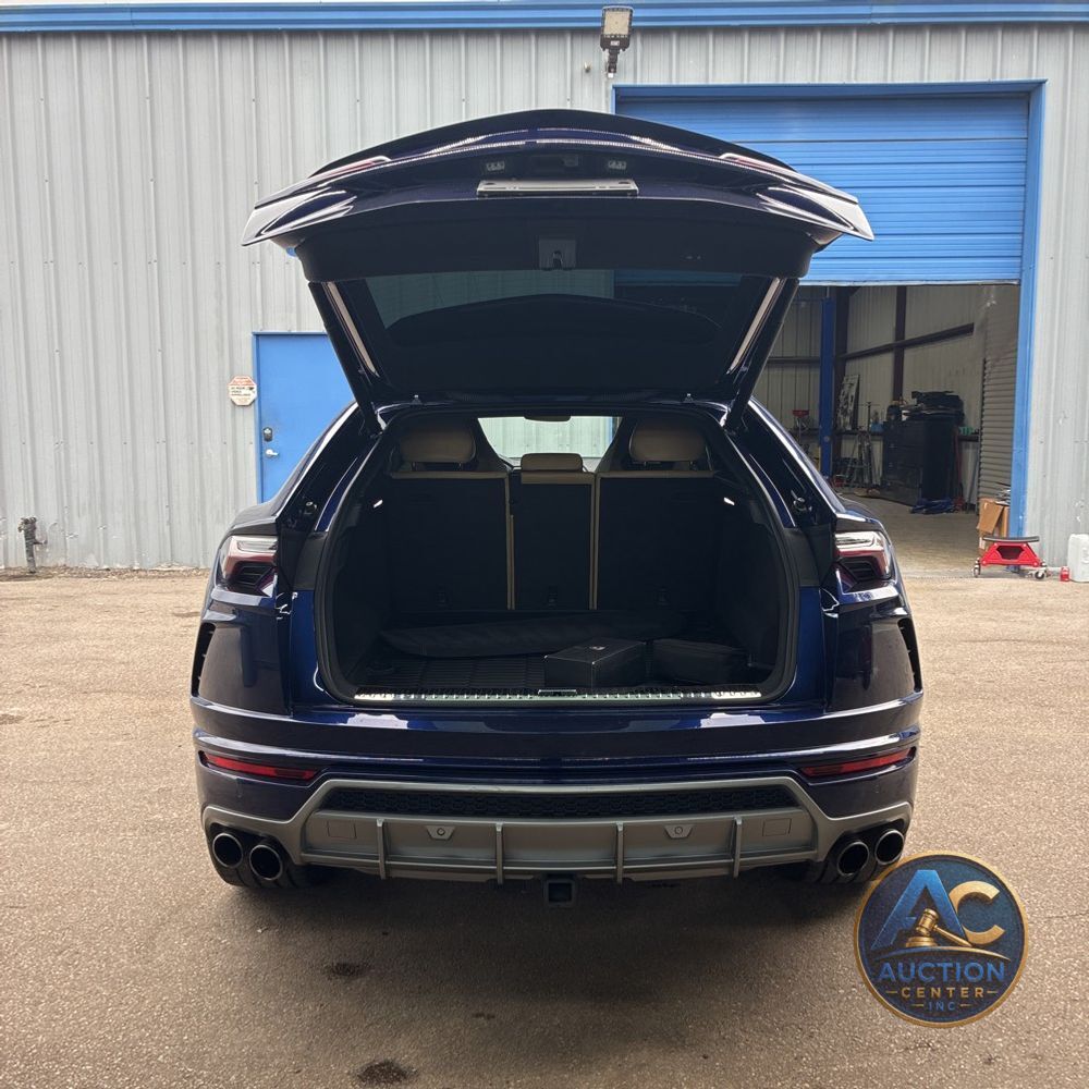 2020 Lamborghini Urus