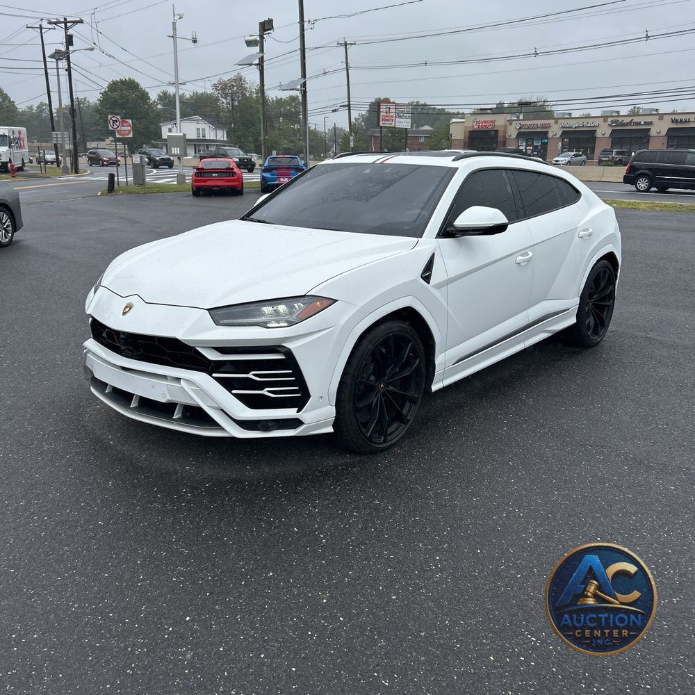 2020 Lamborghini Urus