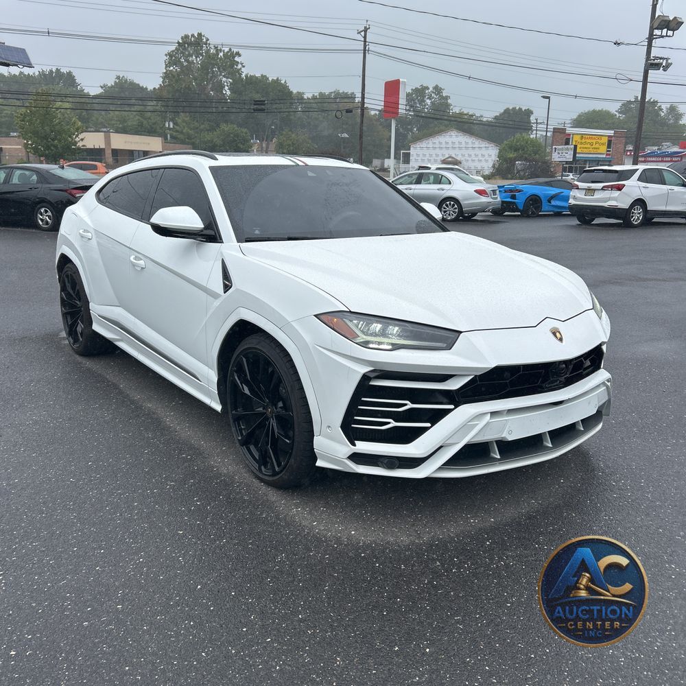 2020 Lamborghini Urus