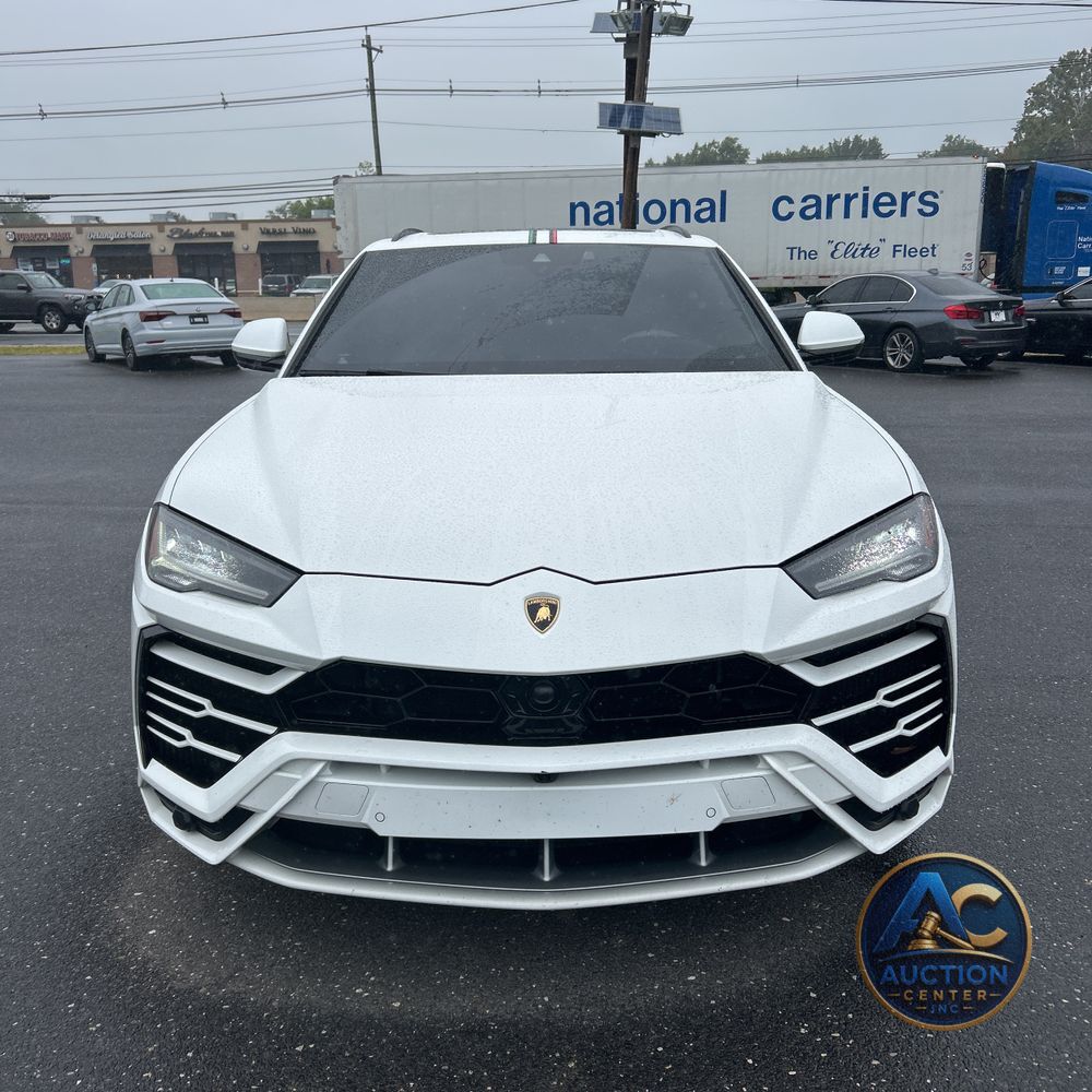 2020 Lamborghini Urus