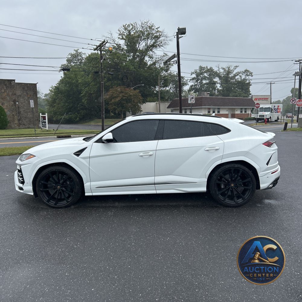 2020 Lamborghini Urus