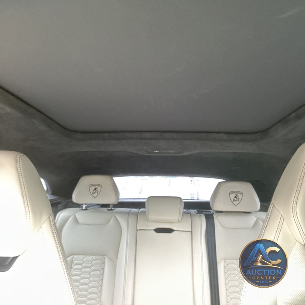 2020 Lamborghini Urus