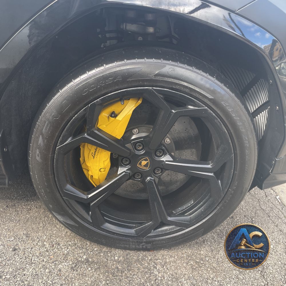 2020 Lamborghini Urus