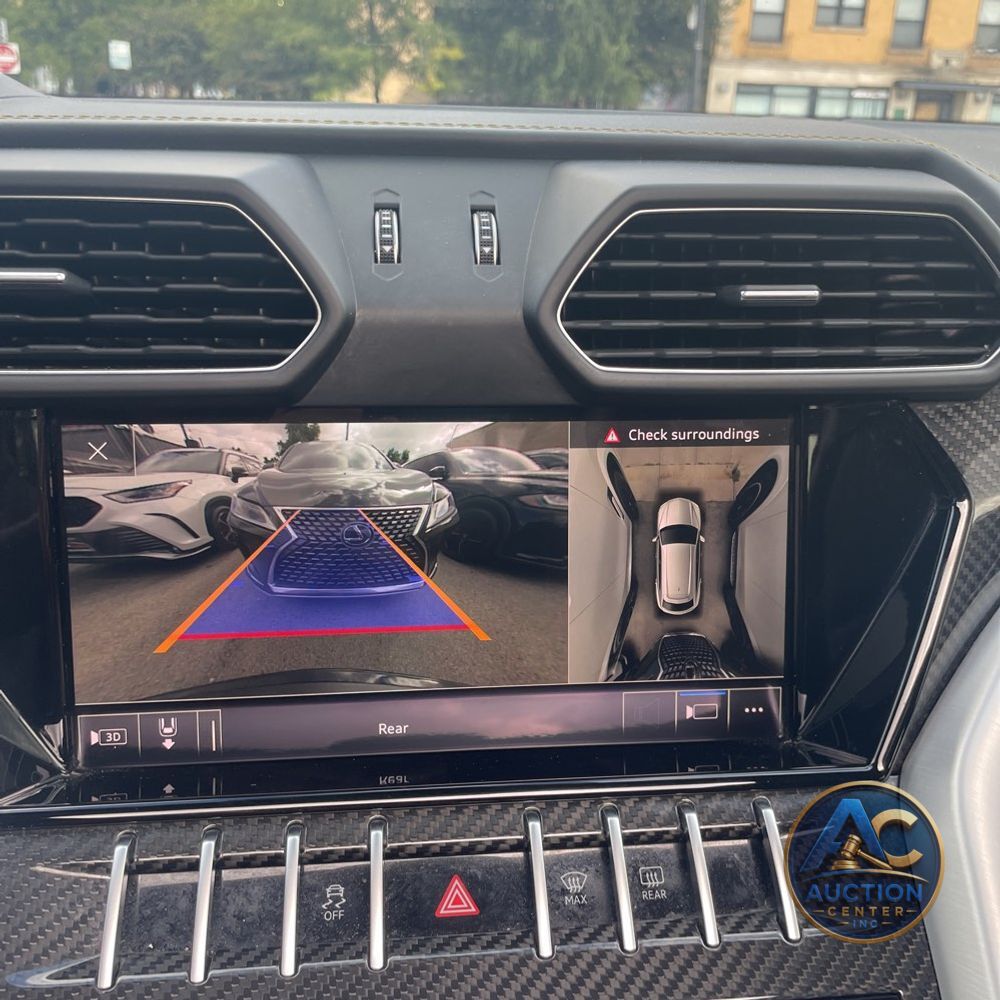 2020 Lamborghini Urus