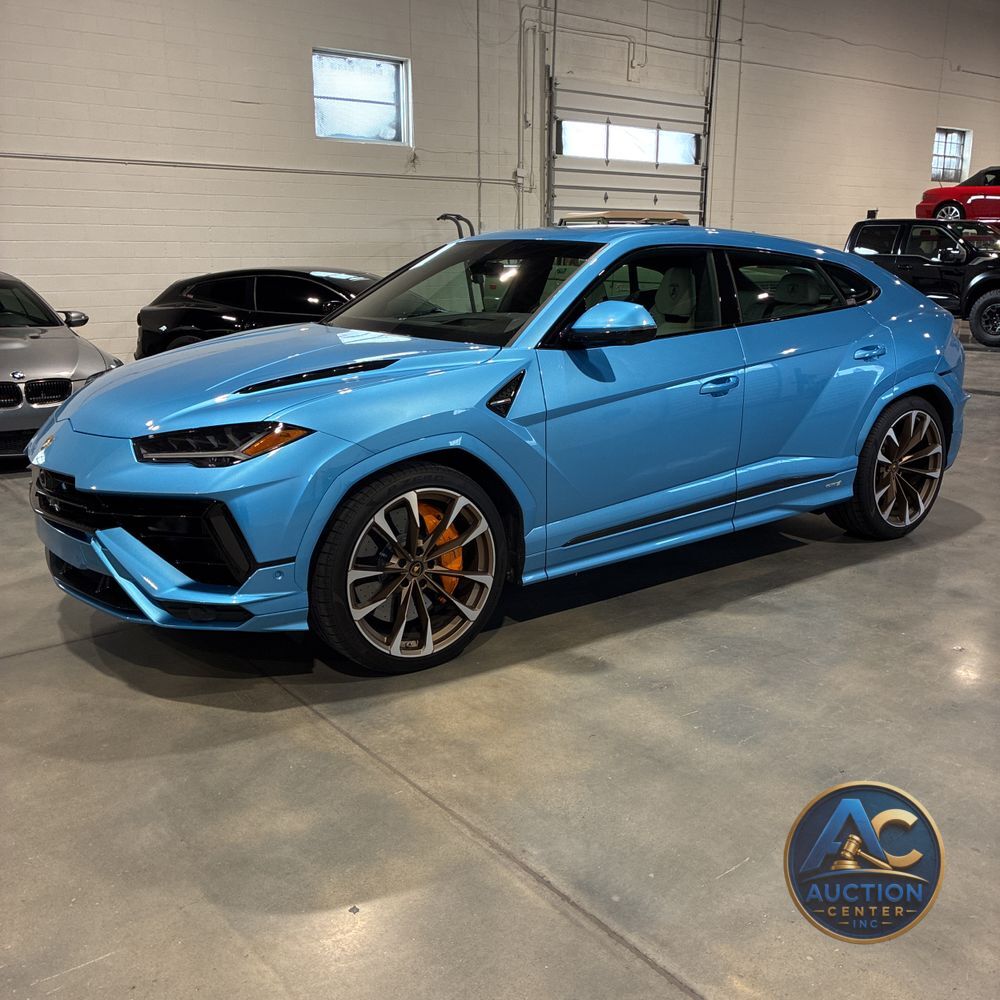 2023 Lamborghini Urus S