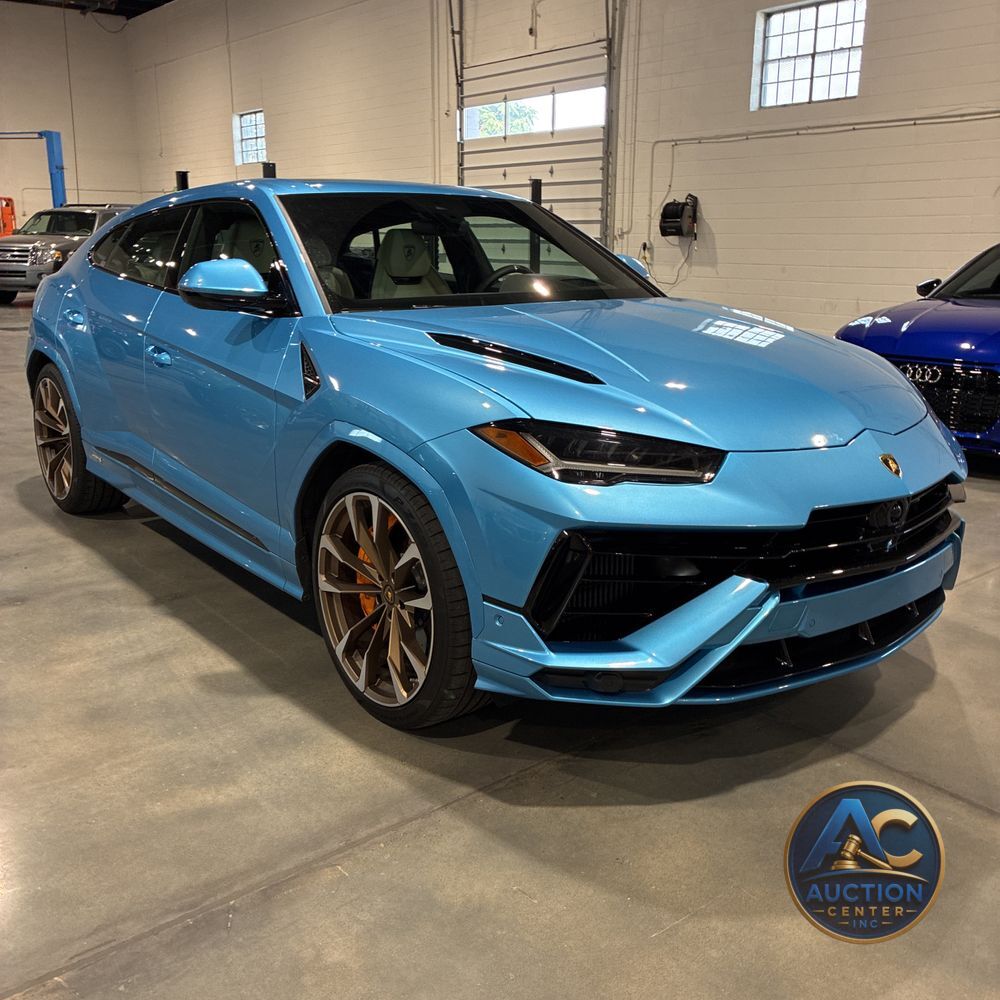 2023 Lamborghini Urus S