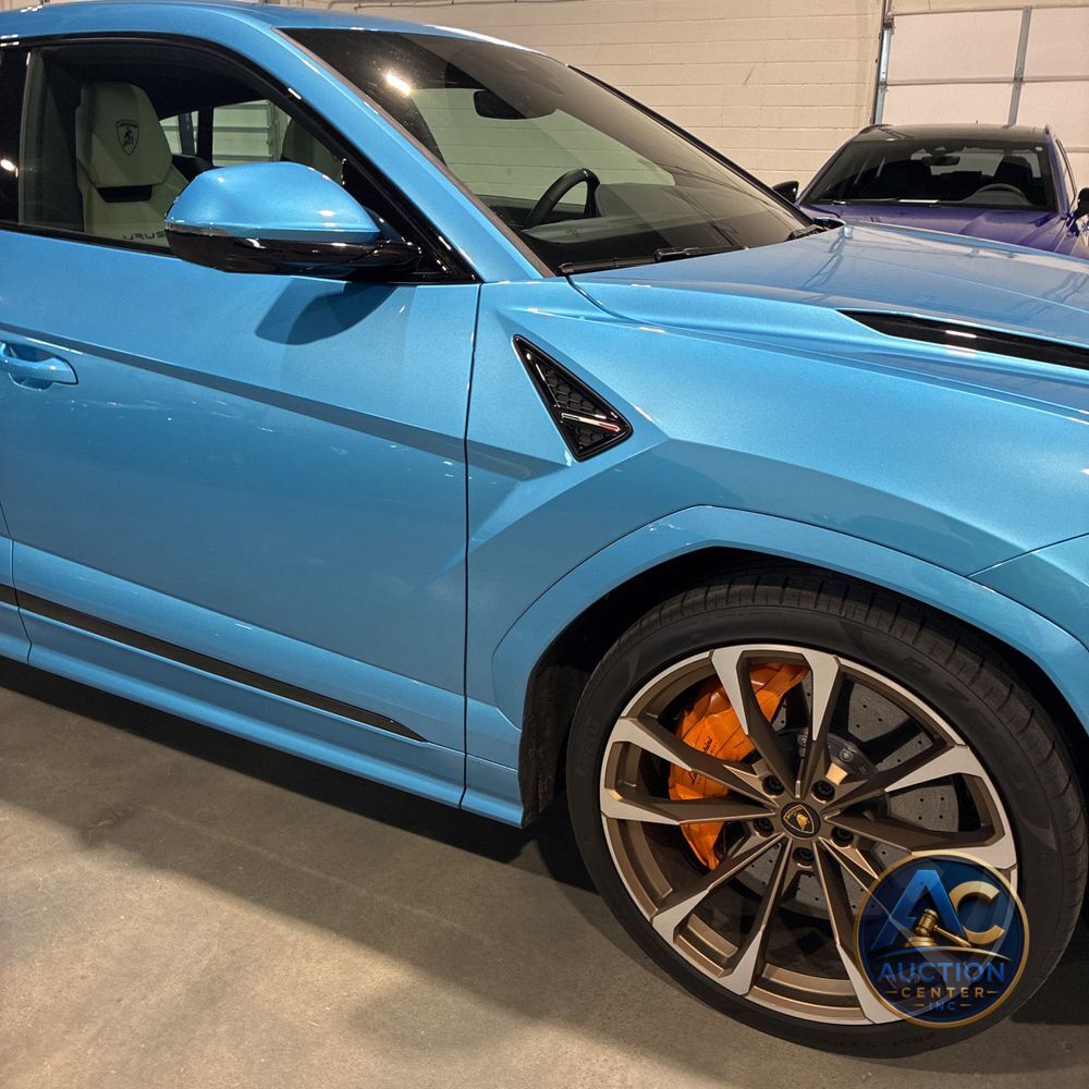 2023 Lamborghini Urus S