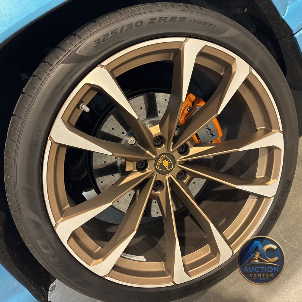 2023 Lamborghini Urus S