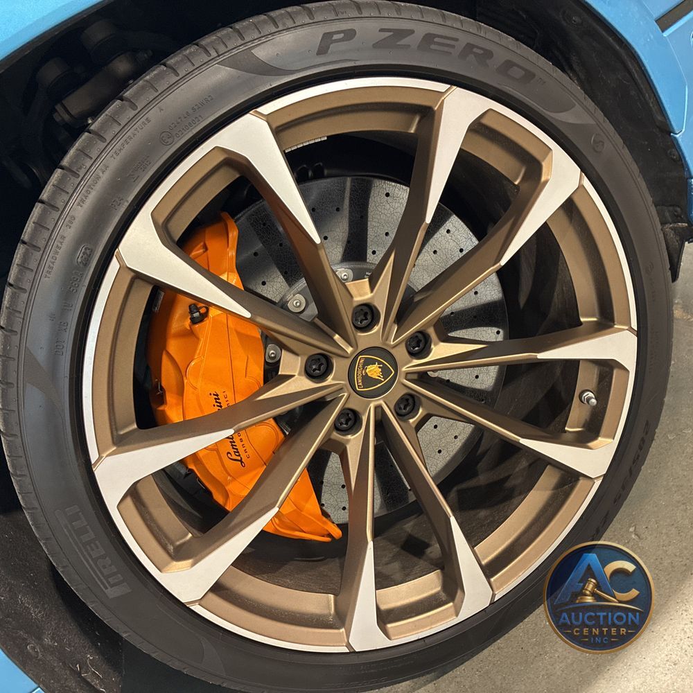 2023 Lamborghini Urus S