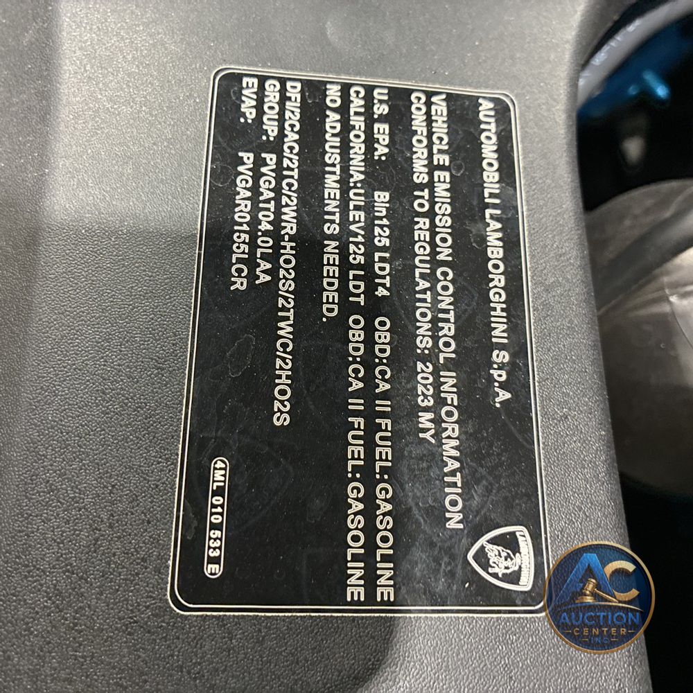 2023 Lamborghini Urus S