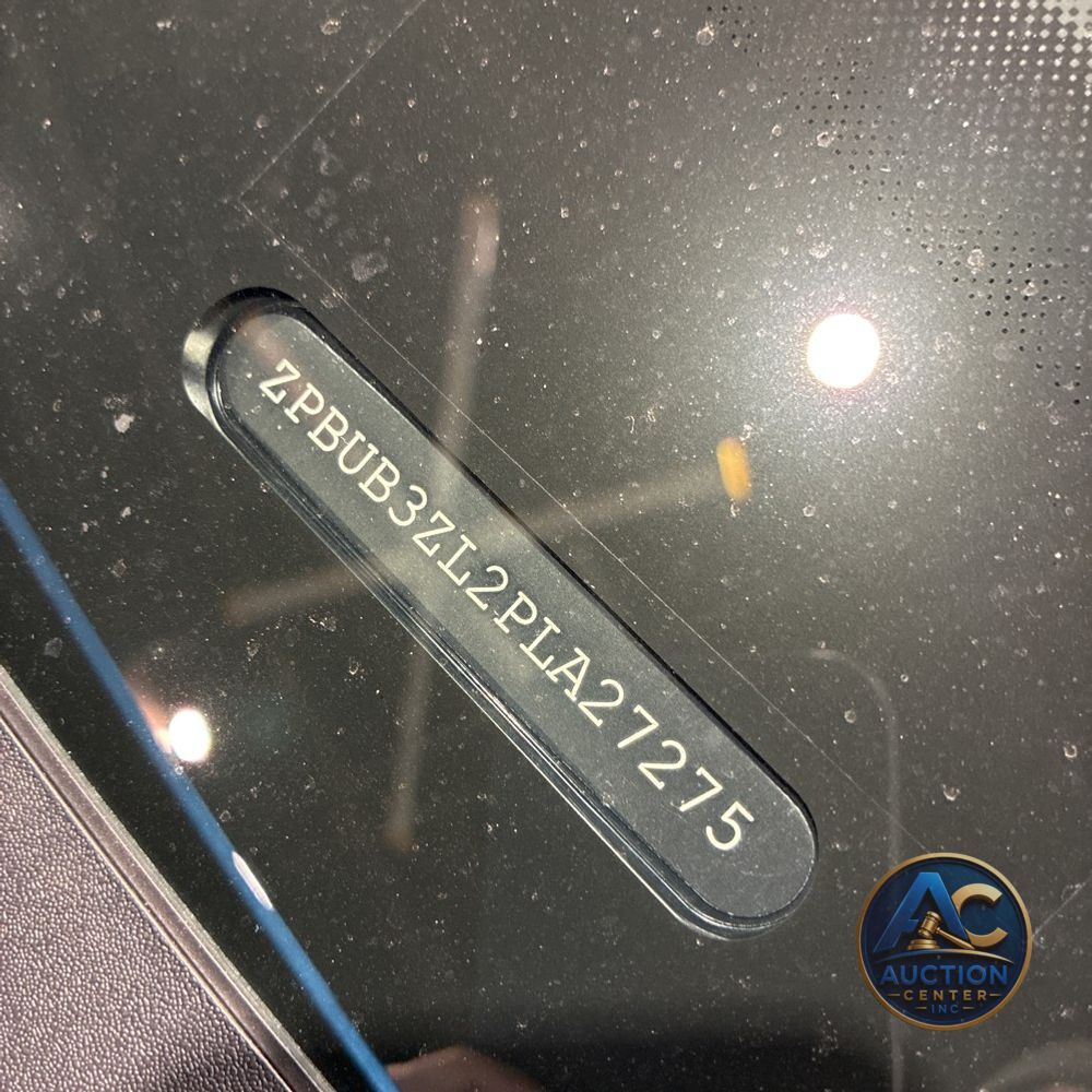 2023 Lamborghini Urus S