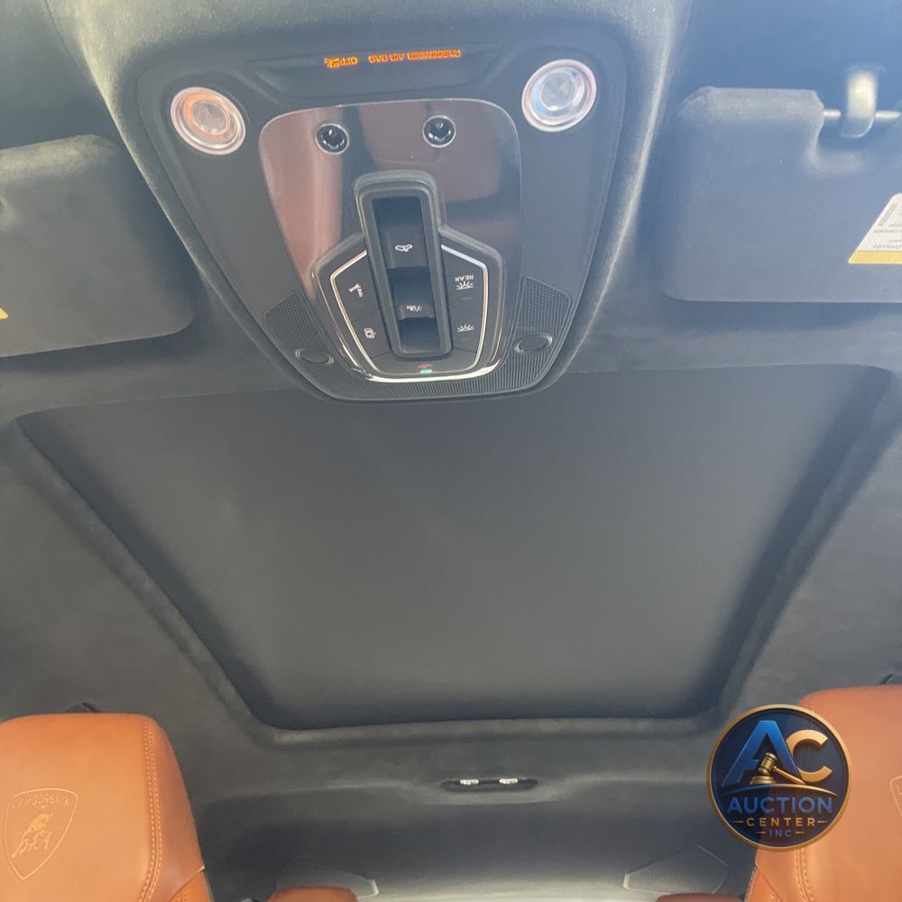 2024 Lamborghini Urus S